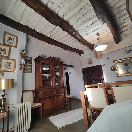 La Casa Rural De Paco Y Ana Pitres Exterior photo